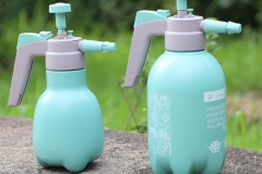 Bình xịt nước bị xì ở nút xả hơi khi bơm và một số vấn đề thường gặp ở bình tưới