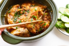 Cá trê kho nghệ đậm chất đồng quê