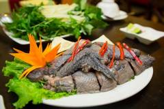Đặc sản gà đen Tây Bắc hấp dẫn du khách tứ phương 
