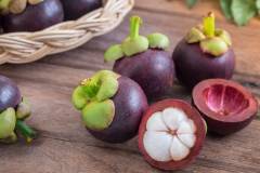Giá măng cụt bao nhiêu 1kg? Cách chọn mua măng cụt ngọt ngon, không sượng