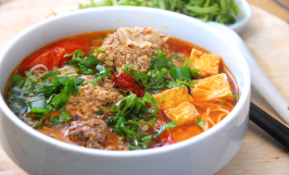 Mách bạn ăn cua đồng thế nào cho đúng cách, tránh đau bụng