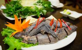 Đặc sản gà đen Tây Bắc hấp dẫn du khách tứ phương 