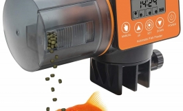 Máy cho cá ăn hẹn giờ mini: cấu tạo và cách sử dụng máy