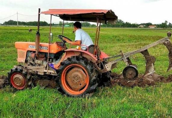 Máy cày bị trượt số do đâu? Cách xử lý như thế nào? 