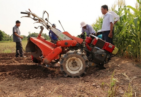 Tìm hiểu các loại máy nông nghiệp hiện đại 