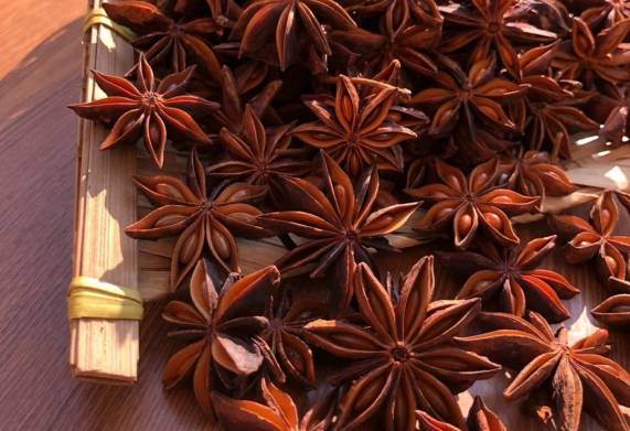Đặc sản hoa hồi Lạng Sơn 