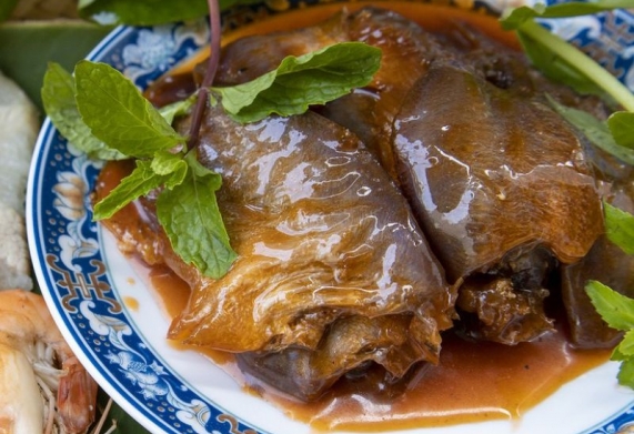 Mắm sặc bần chua - Đặc sản miền Tây mùa nước nổi