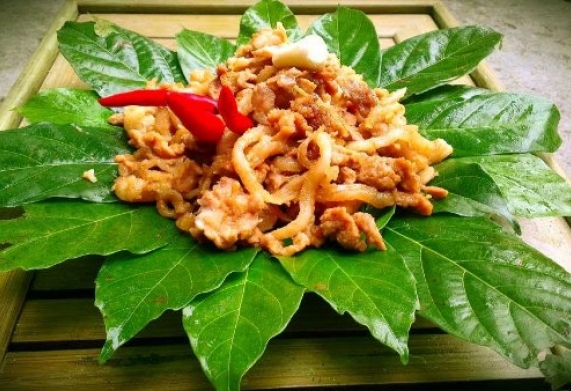Đặc sản Mộc Châu thịt lợn muối chua