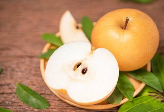 Tham khảo giá lê Hàn Quốc và cách chọn mua lê chuẩn ngon ngọt 
