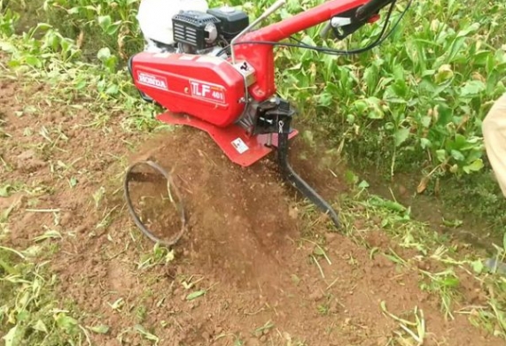 Máy xới đất nông nghiệp: công dụng, cấu tạo và nguyên lý hoạt động
