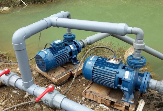 Nguyên nhân và cách khắc phục hiện tượng máy bơm không lên nước khi máy hoạt động
