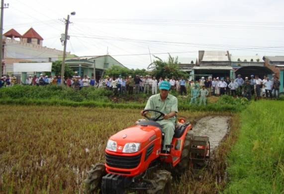 Công dụng, cấu tạo của máy nông nghiệp kubota B2420