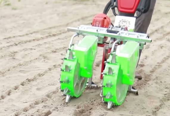 Máy trồng lạc hai hàng 3A4Hp: công dụng, cấu tạo và thông số kỹ thuật  